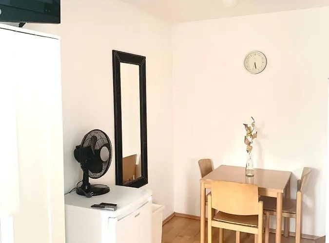 Favoriten-rooms * Bécs