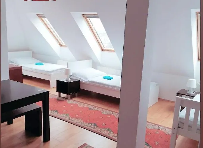 Hostel Favoriten-rooms *